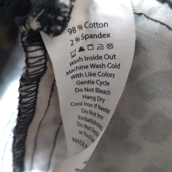 LuLaRoe Kenny Leopard Print Long Sleeve Jacket- Women's Size Medium - Picture 10 of 11